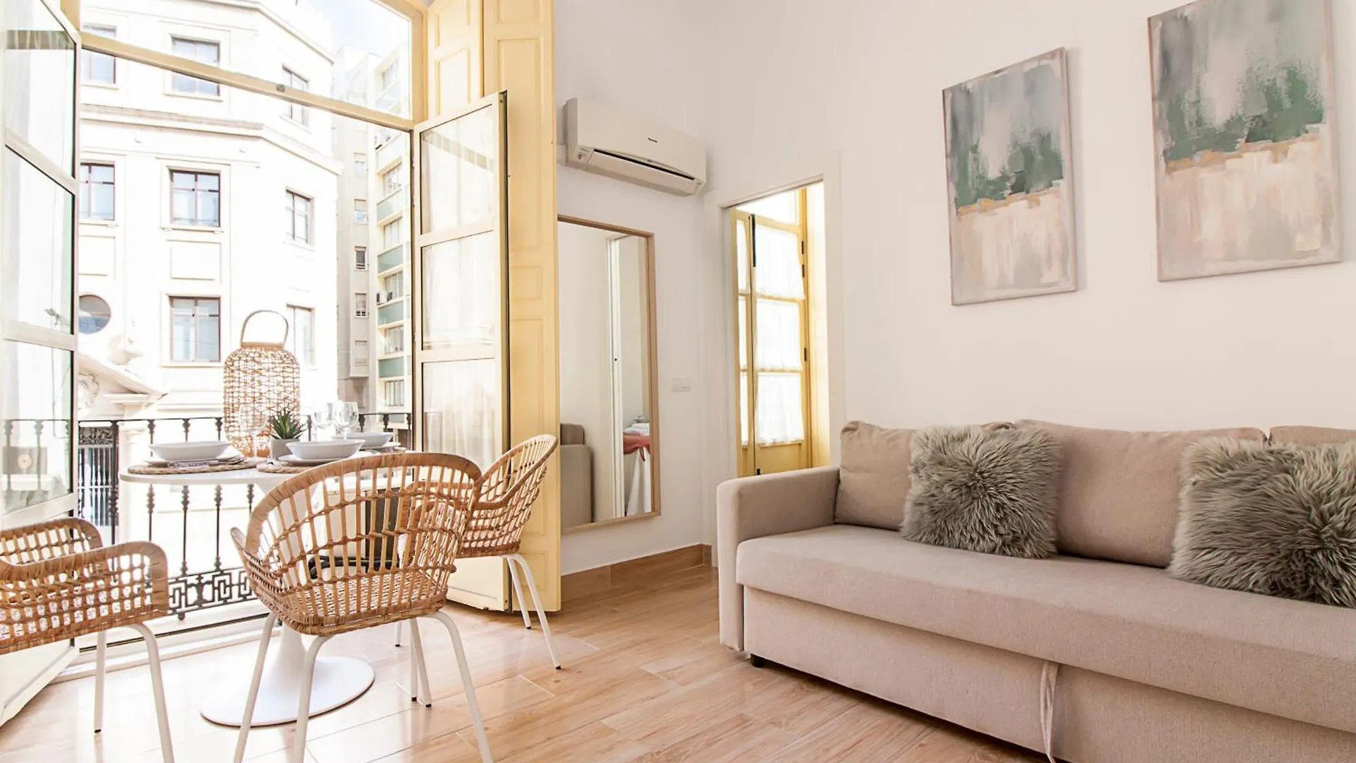 Malaga Center Flat Cathedral Apartment